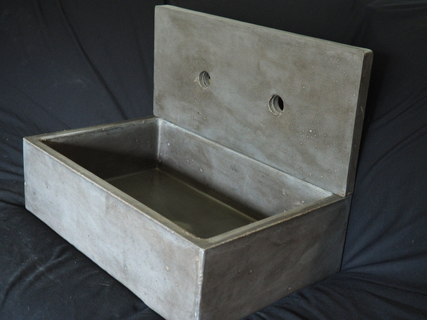 vessel sink back splash