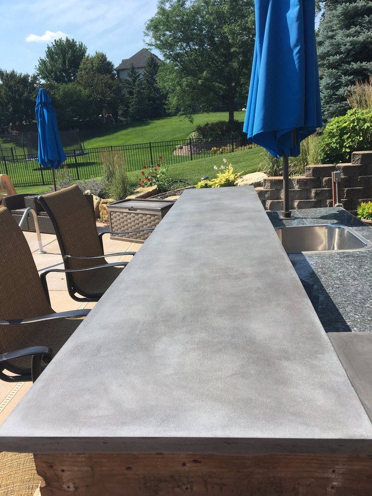 Outdoor Bar Top Wood and Stone Designs